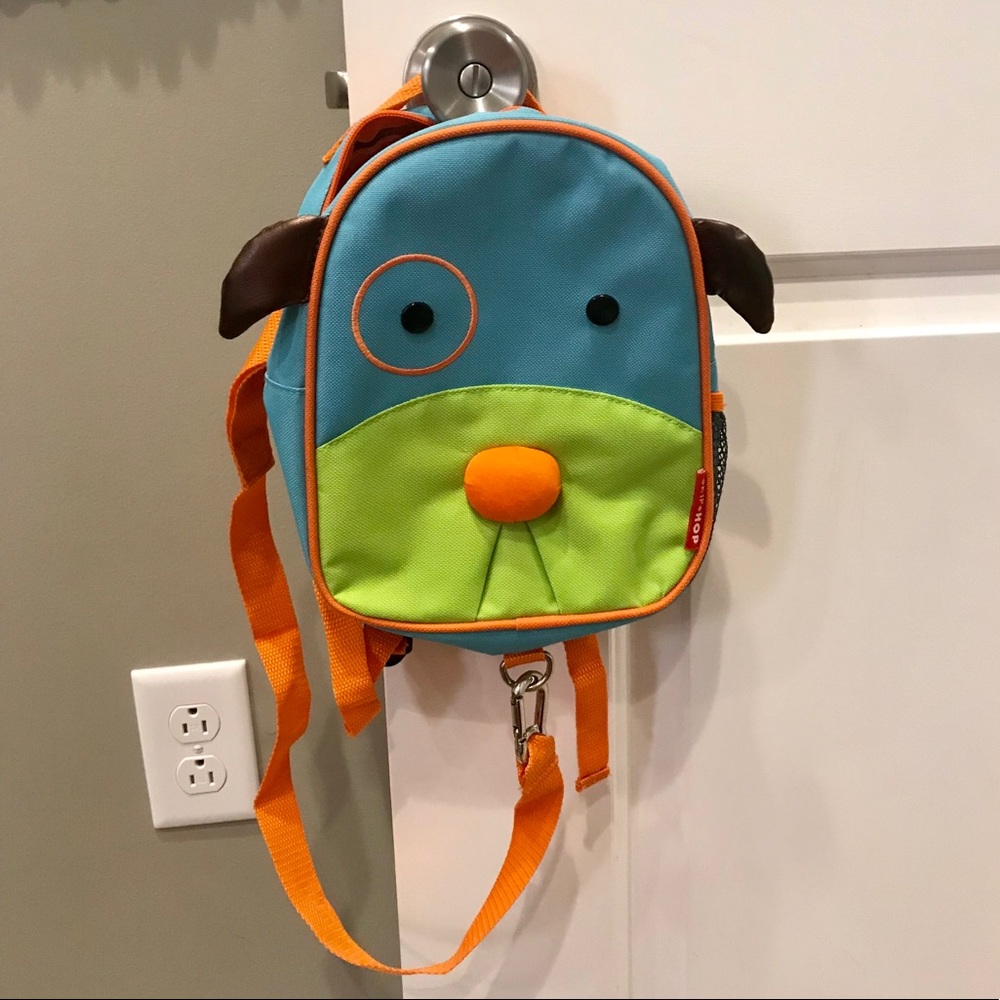 Skip Hop toddler back pack with leash